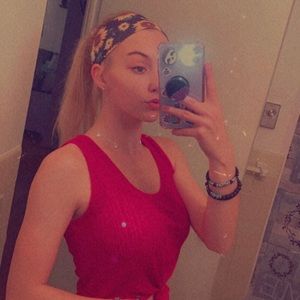 Meet your Posher, Teanna